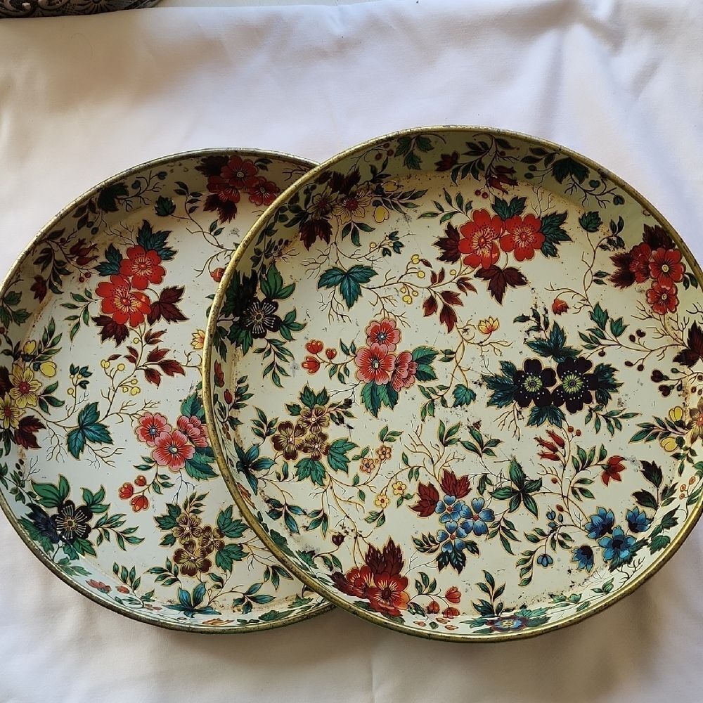 Vintage Daher Decorated Floral Ware Trays Set of 2 Made In England